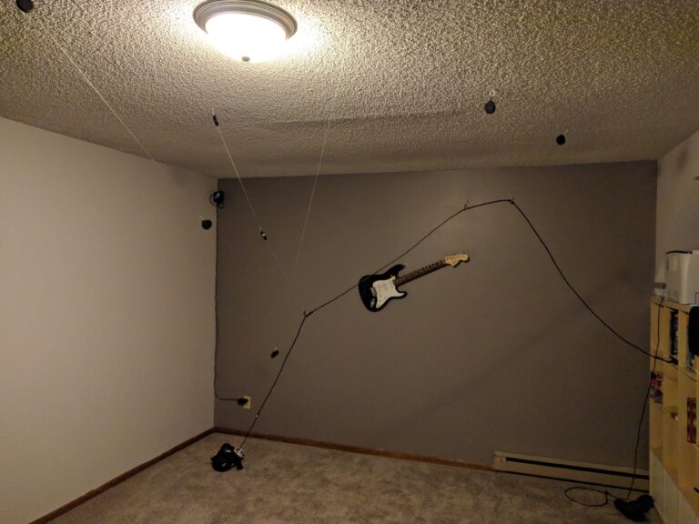 HTC Vive Cable Management with Ceiling Suspension