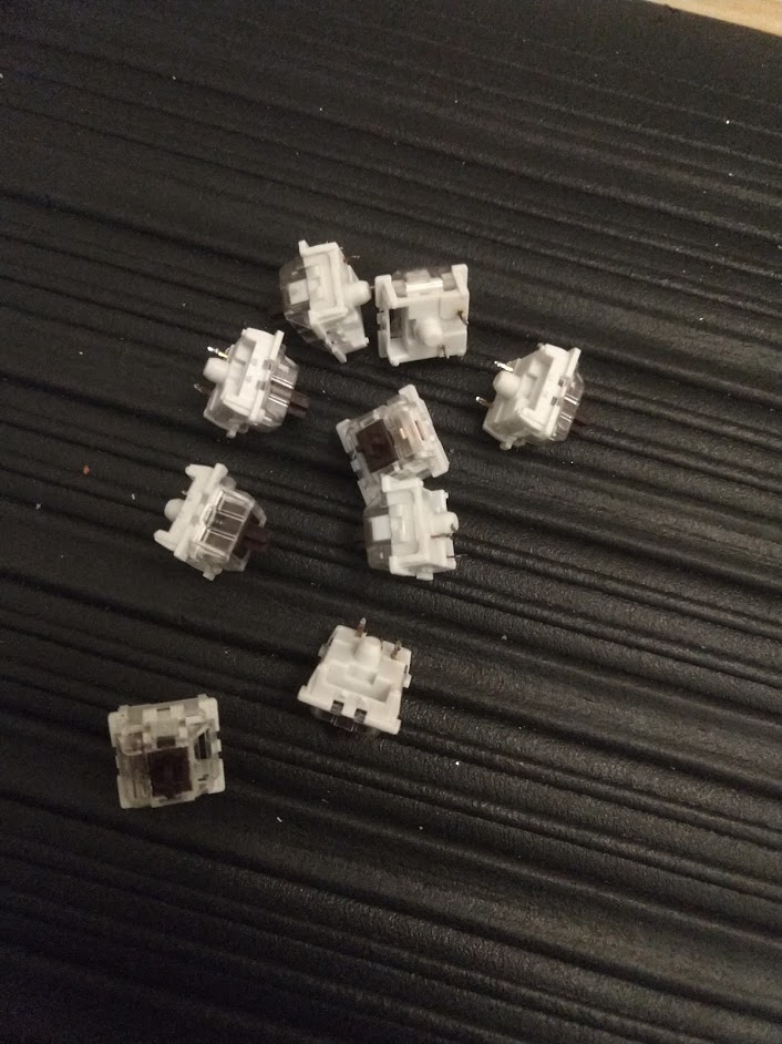 Digging for Switches on an Old Keyboard